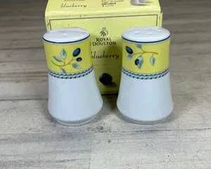 Royal Doulton Blueberry Salt & Pepper Shakers Set w/ Box