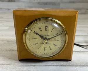 Vintage Glass Oil Kerosene Lamp Red Font Clear Chimney Hurricane Style