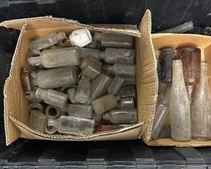 Large Lot Antique Vintage Glass Bottles Apothecary Medicine Ink Clear Amber