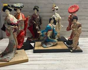 Lot 7 Japanese Geisha Dolls Silk Kimono Figurines w Parasols Vintage Asian Decor
