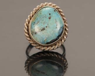 STERLING & TURQUOISE NATIVE AMERICAN RING