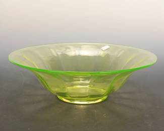 VASELINE GLASS BOWL