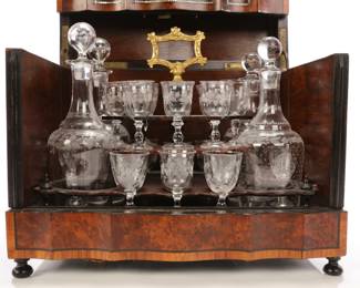 NAPOLEON III CAVE A LIQUEUR