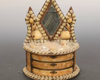 VICTORIAN SHELL ART SEWING/ TRINKET BOX