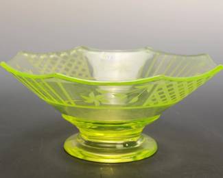 ETCHED PANEL URANIUM GLASS BOWL