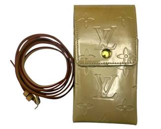 Louis Vuitton Beige Monogram Vernis Leather Phone Pouch Crossbody