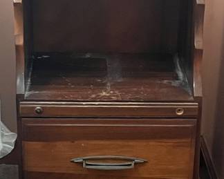 MID CENTURY FULL SIZE FOUR PIECE BEDROOM SET