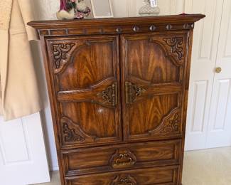 Pecan 1960's chest