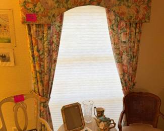 Custom draperies for sale