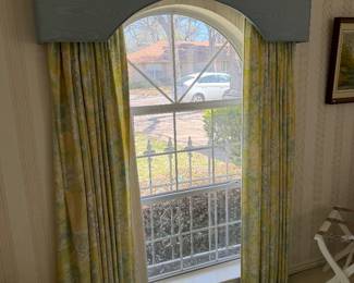 Custom draperies for sale