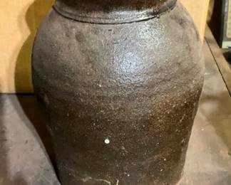 EARLY POTTERY STORAGE JAR