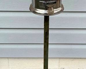 39IN TALL GUM BALL MACHINE W/ STAND