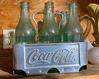 COKE CARRIER W BOTTLES