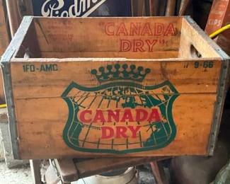 CANADA DRY BOX