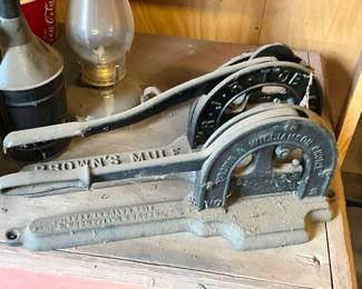 EARLY TOBACCO CUTTERS