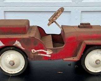 25.5 X 13 EARLY PEDAL FIRE TRUCK