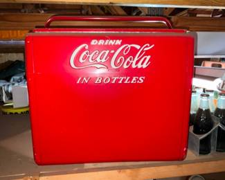 18X16 COKE PLEASURE CHEST