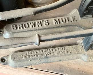 BROWNS MULE TOBACCO CUTTER