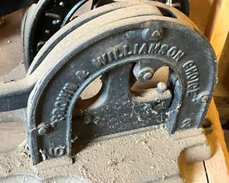 BROWN AND WILLIAMS TOB CUTTER