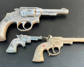 TOY CAP PISTOLS