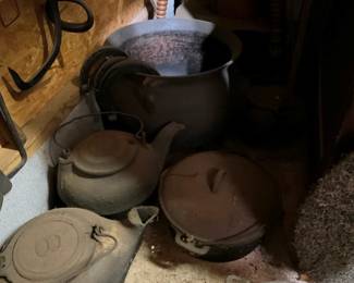 NUMEROUS CAST IRON ITEMS
