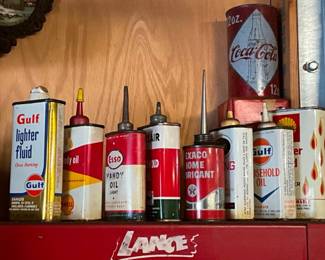 NUMERIOUS OIL CANS AND OILERS