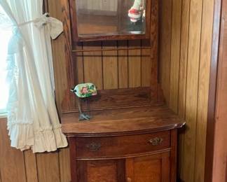 OAK WASHSTAND W/ MIRROR