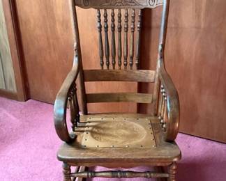 OAK ROCKER