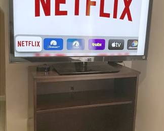 Sony Bravia Flatscreen TV 2  Stand