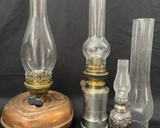 Metal Base Oil Lanterns 