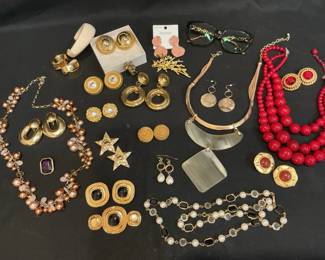 Everyday Goldtone Jewelry 