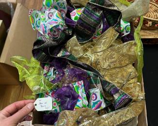 W13 - $10. Box of Bows.