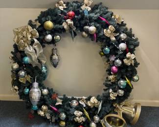 R72 - $30. LARGE Outdoor Wreath. 52".