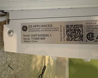 R27 - $75. GE Window AC Unit. Model AWFS05BWL1