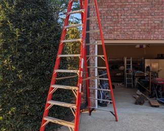 R53- $400. Werner 14' A Frame Ladder. Has been garage kept!