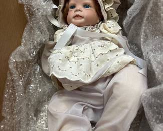 W16 - $40. Good Morning Sugar Britches 1993 Weight Babydoll.