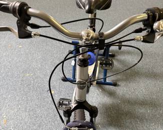 R35 - $125. 16" Trek Navigator 100 with Mag Trainer Stand.