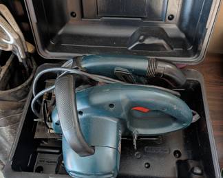 R52 - $25. Black & Decker Circular Saw in case.