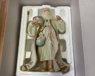 W6 - $15. 1997 Lenox "Father Christmas"