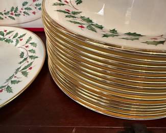R93 - $950. Lenox Holiday. Dishwasher Safe. Made in the USA. 5 Piece Place settings for 14! + serving pieces.