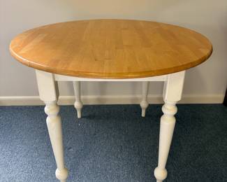 R34 - $35. Round Dining Table - no chairs. 40" round x 29.5" tall.