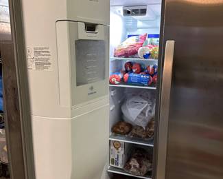 R40 - $175. Kenmore Model 106.51133.213. October 2017. Side by side fridge / freezer in Stainless. Used in the garage so not hooked to water to test but fridge / freezer work as they should!