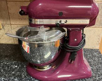 R29 - $180. Kitchen Aid Artisan Series Boysenberry 5 qt Mixer. Model KSM150.