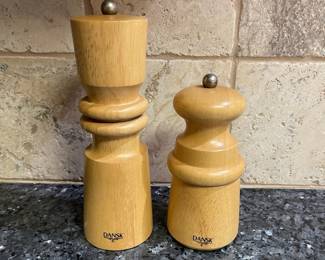 R77 - $30. Dansk Wooden Salt & Pepper Grinders. Excellent Condition. 6 & 8" tall.
