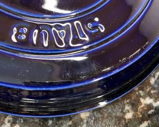 C19 - $225. Staub Made in France #28. 7 Qt Cast Iron Braise & Grill. 