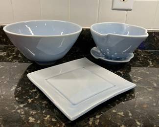 C100 - $50. Set of 4 Matching Pottery Pieces