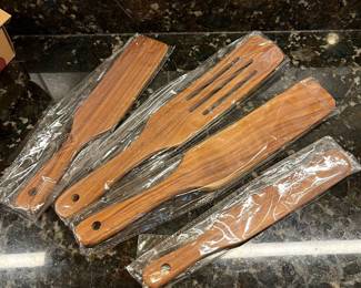 C37 - $20. Teak Spurtle Set. New in Box. 