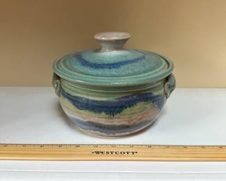 C50 - $20. Lynette Wood "Fun Stuff Pottery" Lidded Dish. Excellent Condition!