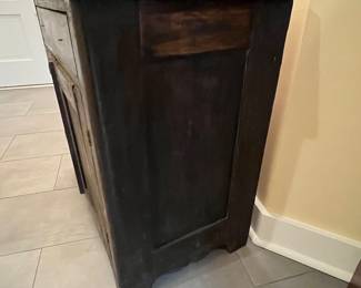 C8 - $40. Antique Cabinet / Wash Stand. Needs some repairs. Measures 30.75” wide x 17.25” deep x 28” tall