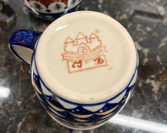 C38 - $65 Set. Polish Pottery Evergreen Tea Pot + 2 mugs. 